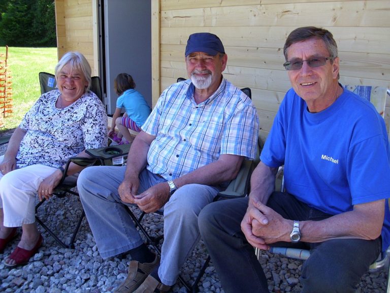 Maria, Kurt und Michael haben ihren Spaß an der Sache,